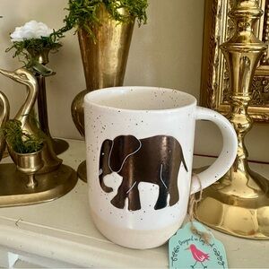 NWT HARVEST GREEN STUDIO MUG